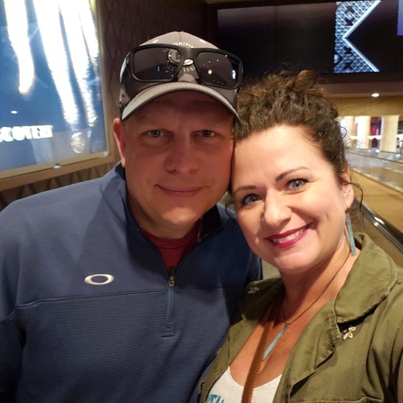 Meet your Posher, Jenna - Picture 3 of 3